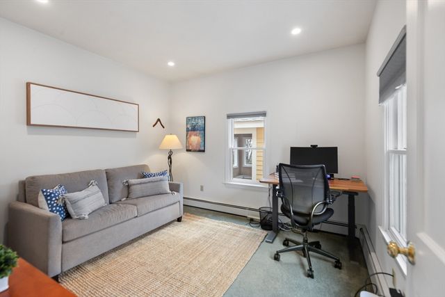 6 Freemont St, Lexington, MA 02421