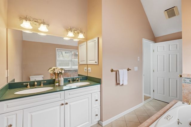 6 Freemont St, Lexington, MA 02421