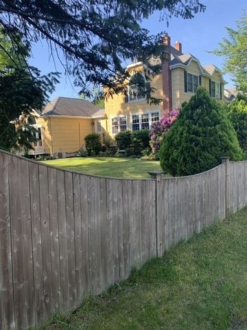 6 Freemont St, Lexington, MA 02421