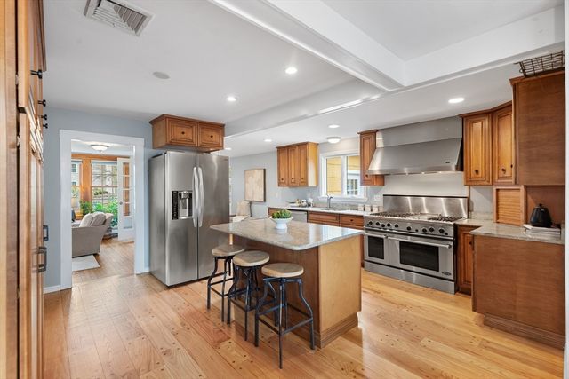 6 Freemont St, Lexington, MA 02421