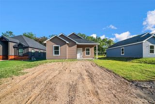 209 W Elm Street, Whitewright, TX 75491