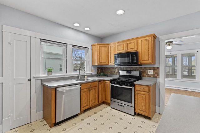 1121 River DRIVE, Watertown, WI 53094