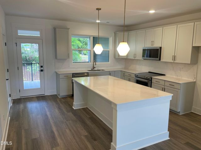 802 Portia Way, Morrisville, NC 27560