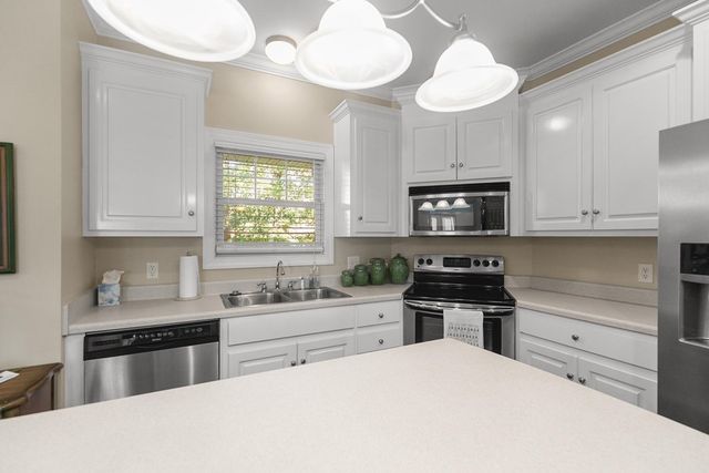 607 Jamestown Boulevard, Dothan, AL 36301