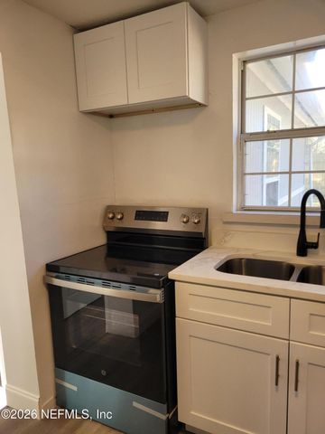 9224 10TH Avenue, Jacksonville, FL 32208