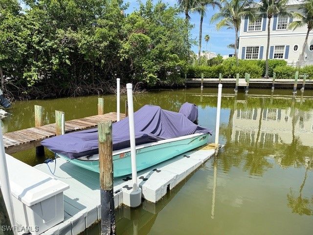 361-4 Vanderbilt Beach RD, Naples, FL 34108