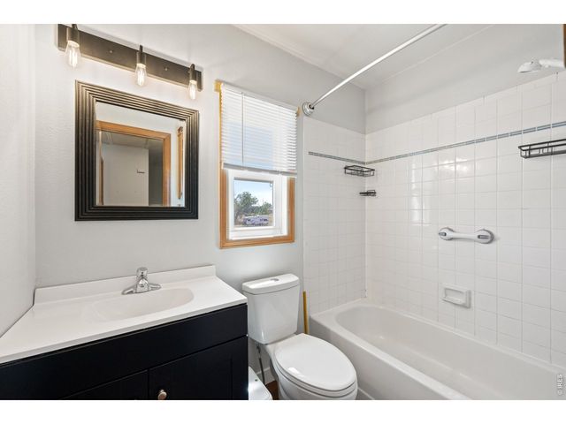 2804 Chickaree Pl SW, Loveland, CO 80537