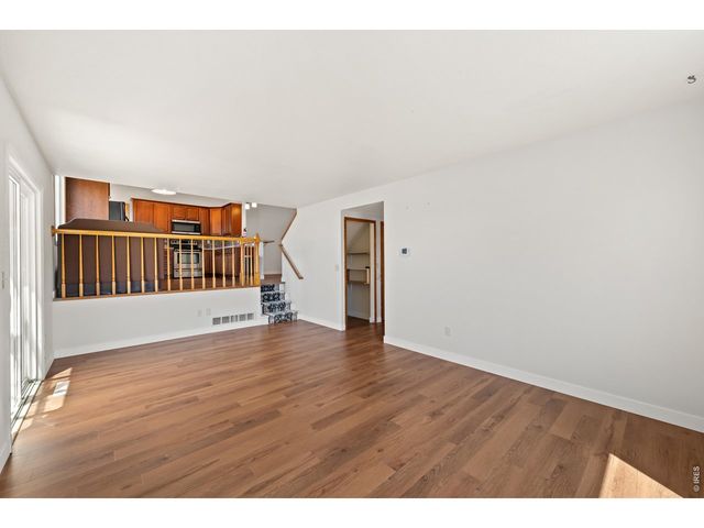 2804 Chickaree Pl SW, Loveland, CO 80537