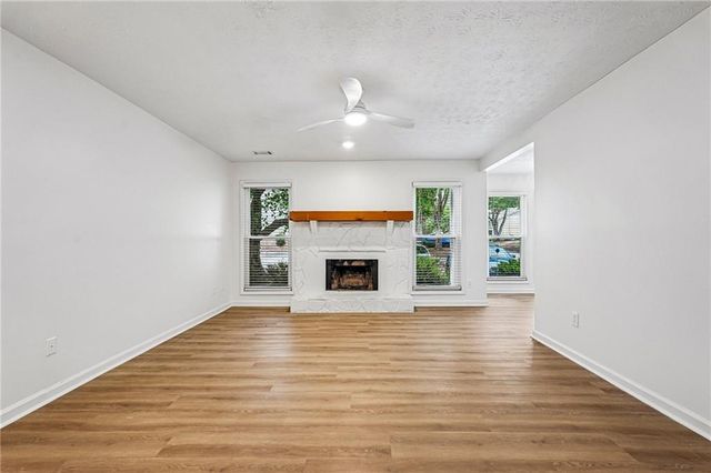 1001 Lake Pointe Circle, Roswell, GA 30075