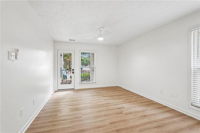 1001 Lake Pointe Circle, Roswell, GA 30075