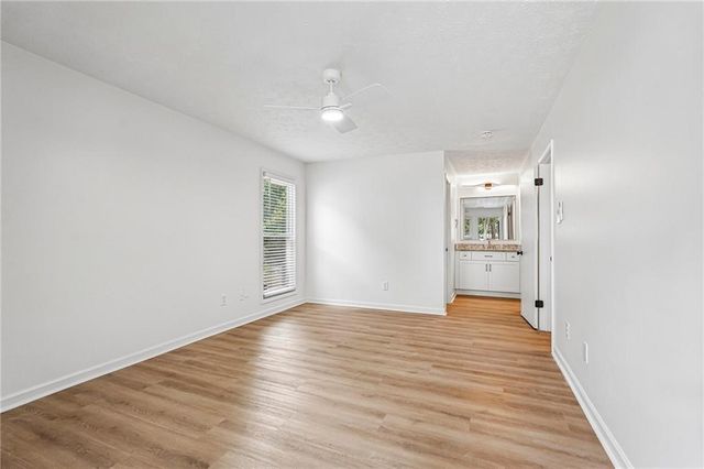 1001 Lake Pointe Circle, Roswell, GA 30075