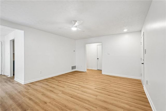 1001 Lake Pointe Circle, Roswell, GA 30075