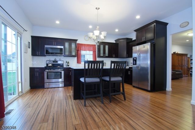 134 Beech St, Woodbridge Twp., NJ 08863