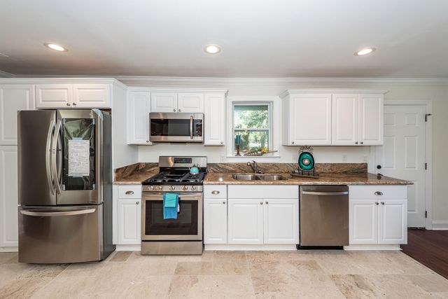 822 5th Avenue, Charleston, SC 29407