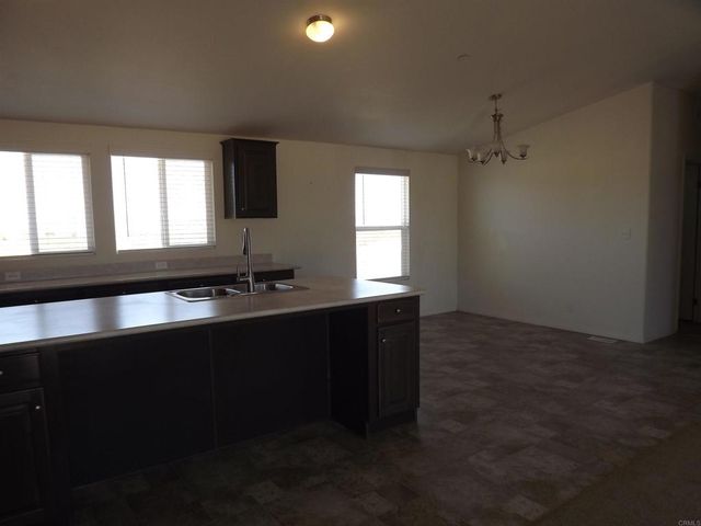 60382 Stearman, Landers, CA 92285