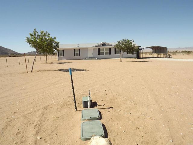 60382 Stearman, Landers, CA 92285