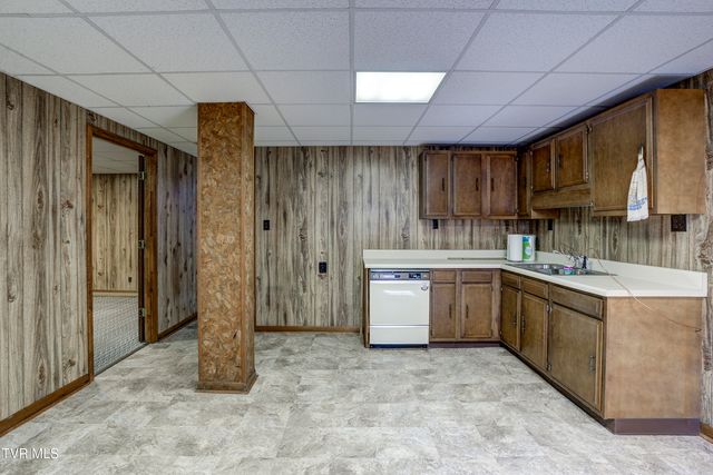 1306 Milligan Highway, Johnson City, TN 37601
