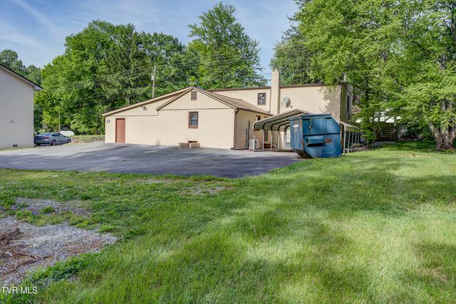 1306 Milligan Highway, Johnson City, TN 37601