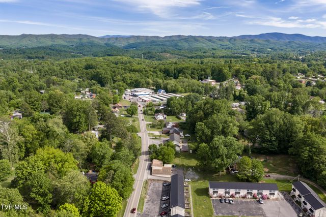 1306 Milligan Highway, Johnson City, TN 37601