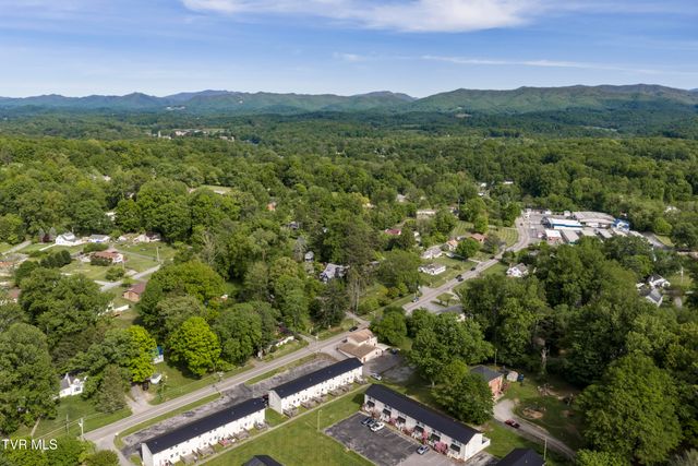 1306 Milligan Highway, Johnson City, TN 37601