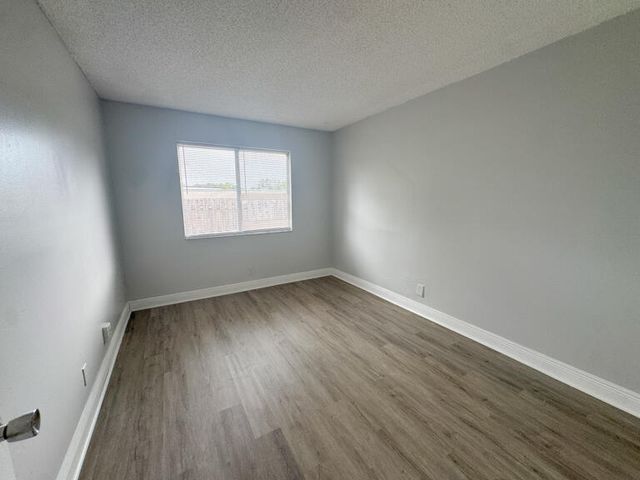 4852 Orleans Court D, West Palm Beach, FL 33415