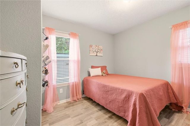 2800 S 24th Street, Kansas City, KS 66106
