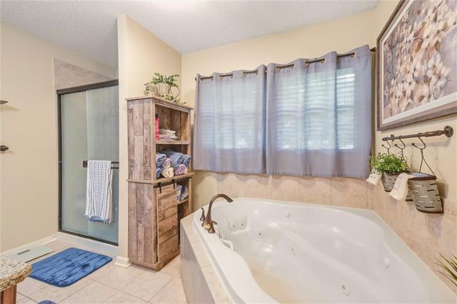 2800 S 24th Street, Kansas City, KS 66106
