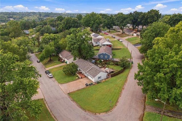 2800 S 24th Street, Kansas City, KS 66106