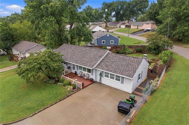2800 S 24th Street, Kansas City, KS 66106