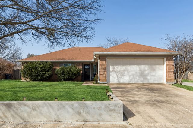 3300 Fairmeadows Lane, Fort Worth, TX 76123