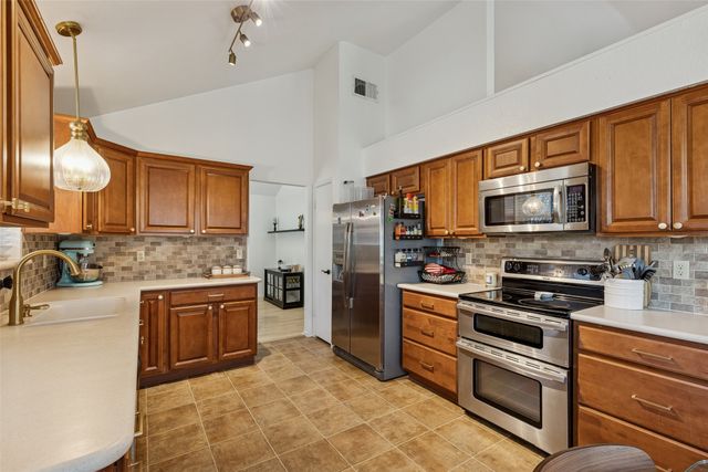 3300 Fairmeadows Lane, Fort Worth, TX 76123