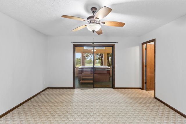 1004 White Oak Drive, El Dorado Springs, MO 64744