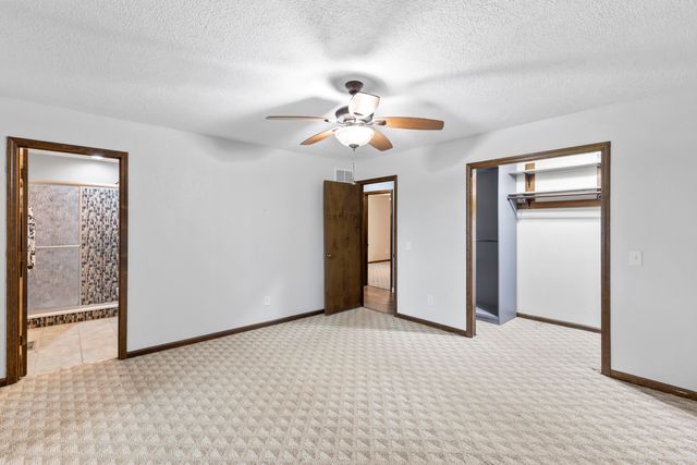 1004 White Oak Drive, El Dorado Springs, MO 64744