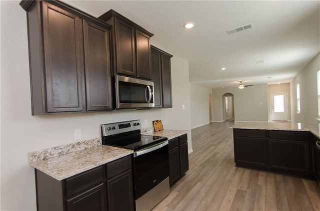 140 Constitution ST, Liberty Hill, TX 78642