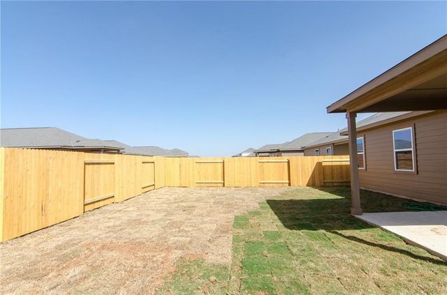 140 Constitution ST, Liberty Hill, TX 78642