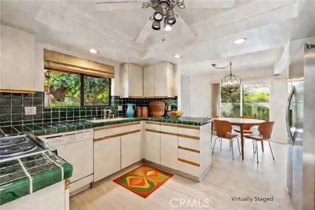 255 E Avenida Granada 211, Palm Springs, CA 92264