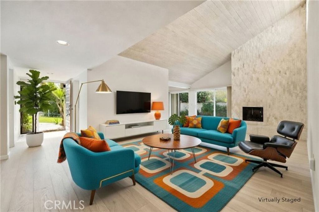 255 E Avenida Granada 211, Palm Springs, CA 92264