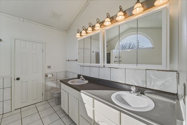 2680 W SCARSDALE CT, Taylorsville, UT 84129