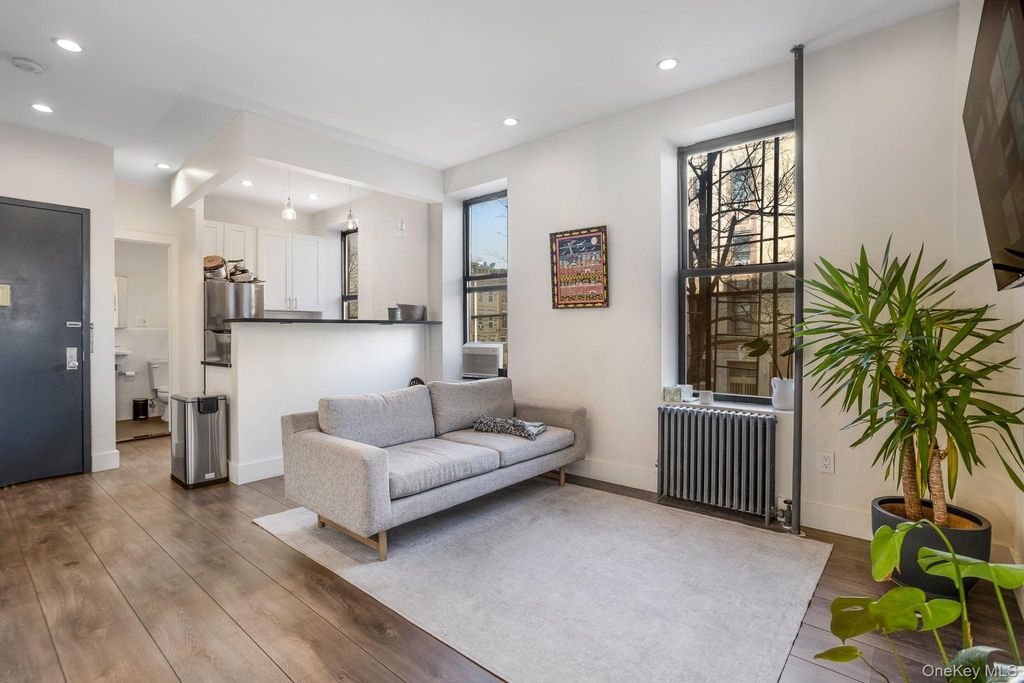 1684 Woodbine 3B, Ridgewood, NY 11385