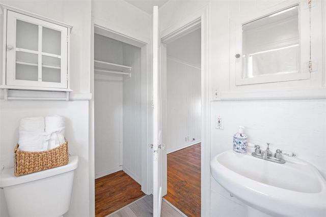 1509 Enid Street D, Houston, TX 77009