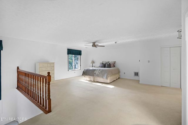 102 Daksi Way, Loudon, TN 37774