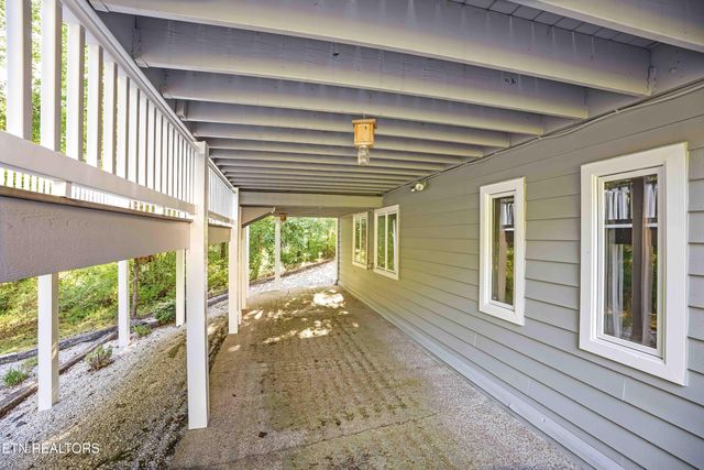 102 Daksi Way, Loudon, TN 37774