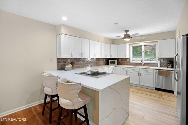 102 Daksi Way, Loudon, TN 37774