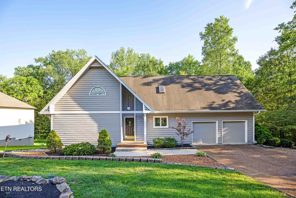 102 Daksi Way, Loudon, TN 37774