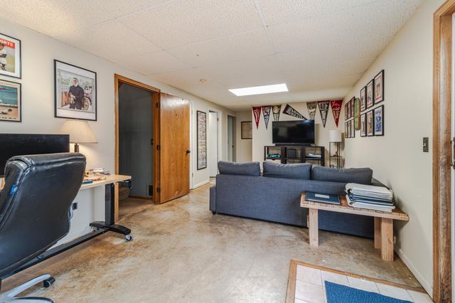 3020 117th Avenue NW, Coon Rapids, MN 55433