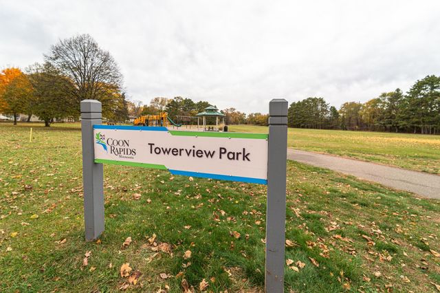 3020 117th Avenue NW, Coon Rapids, MN 55433