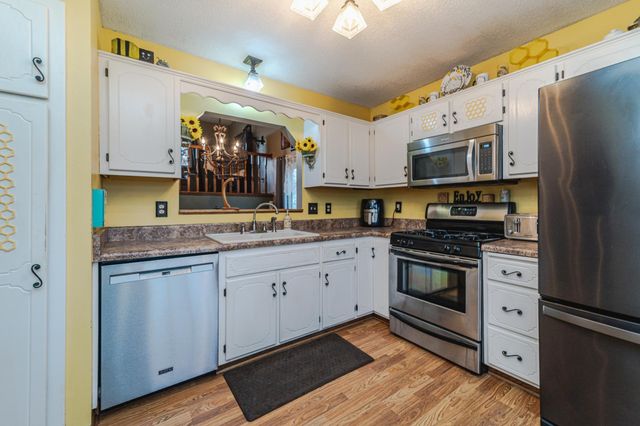 3020 117th Avenue NW, Coon Rapids, MN 55433