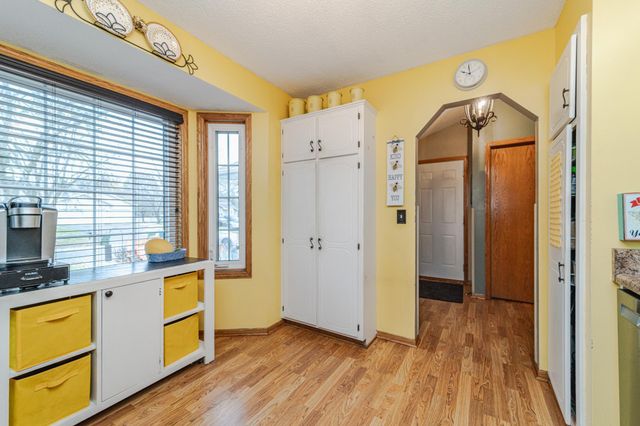 3020 117th Avenue NW, Coon Rapids, MN 55433