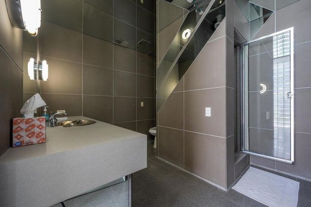 520 W ViA Lola, Palm Springs, CA 92262