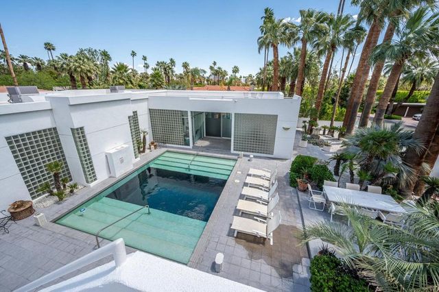 520 W ViA Lola, Palm Springs, CA 92262